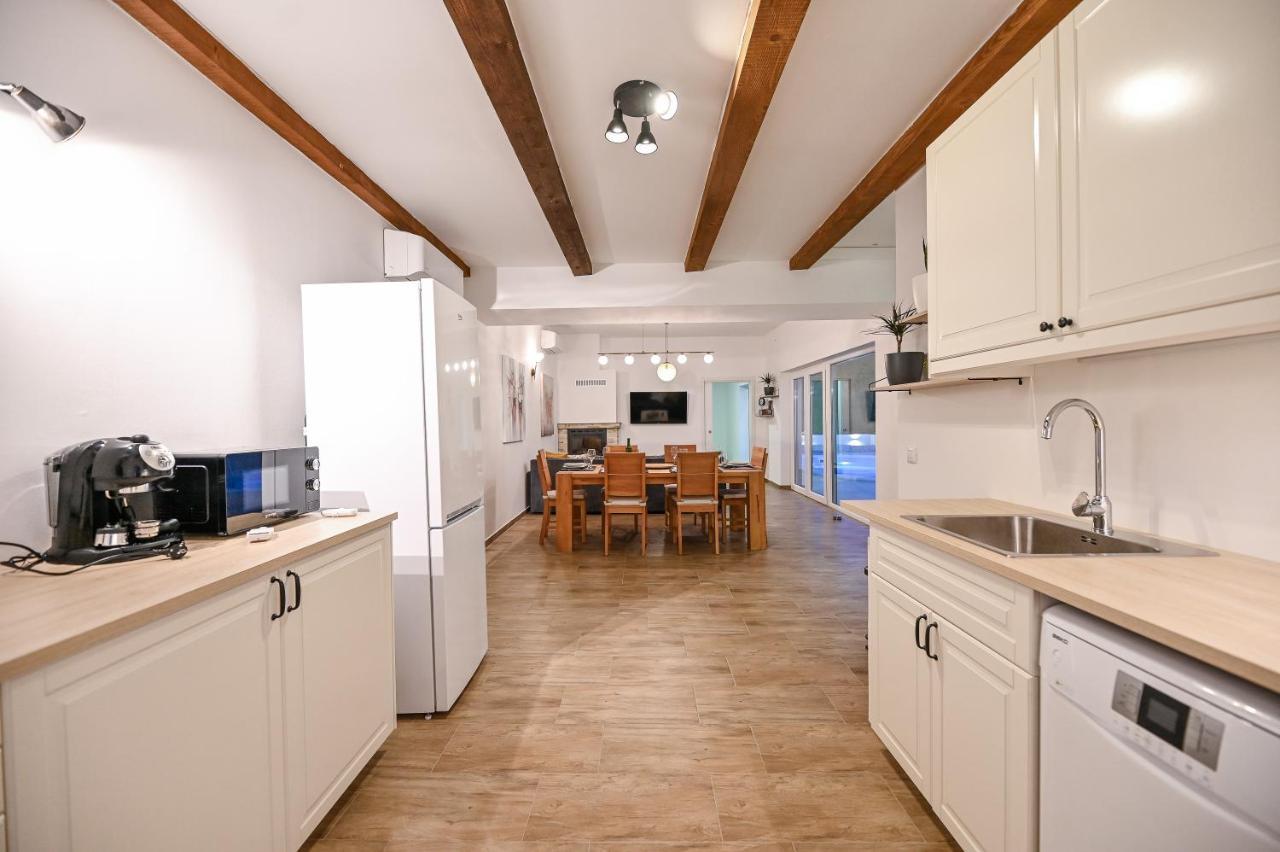 Hreljin Villa Burra מראה חיצוני תמונה