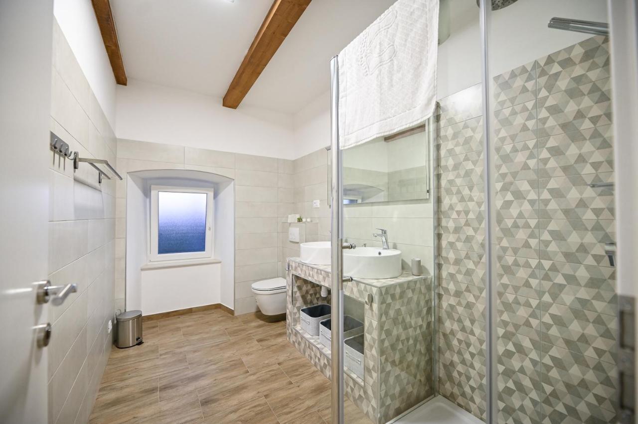 Hreljin Villa Burra מראה חיצוני תמונה