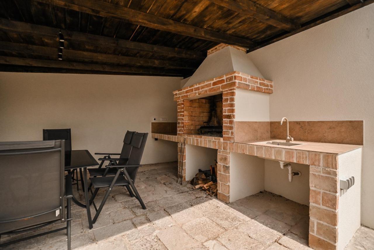 Hreljin Villa Burra מראה חיצוני תמונה